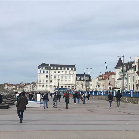 Une Jolie Vue - Appt 2 Pieces Vue Mer Balcon Sud Wimereux Buitenkant foto